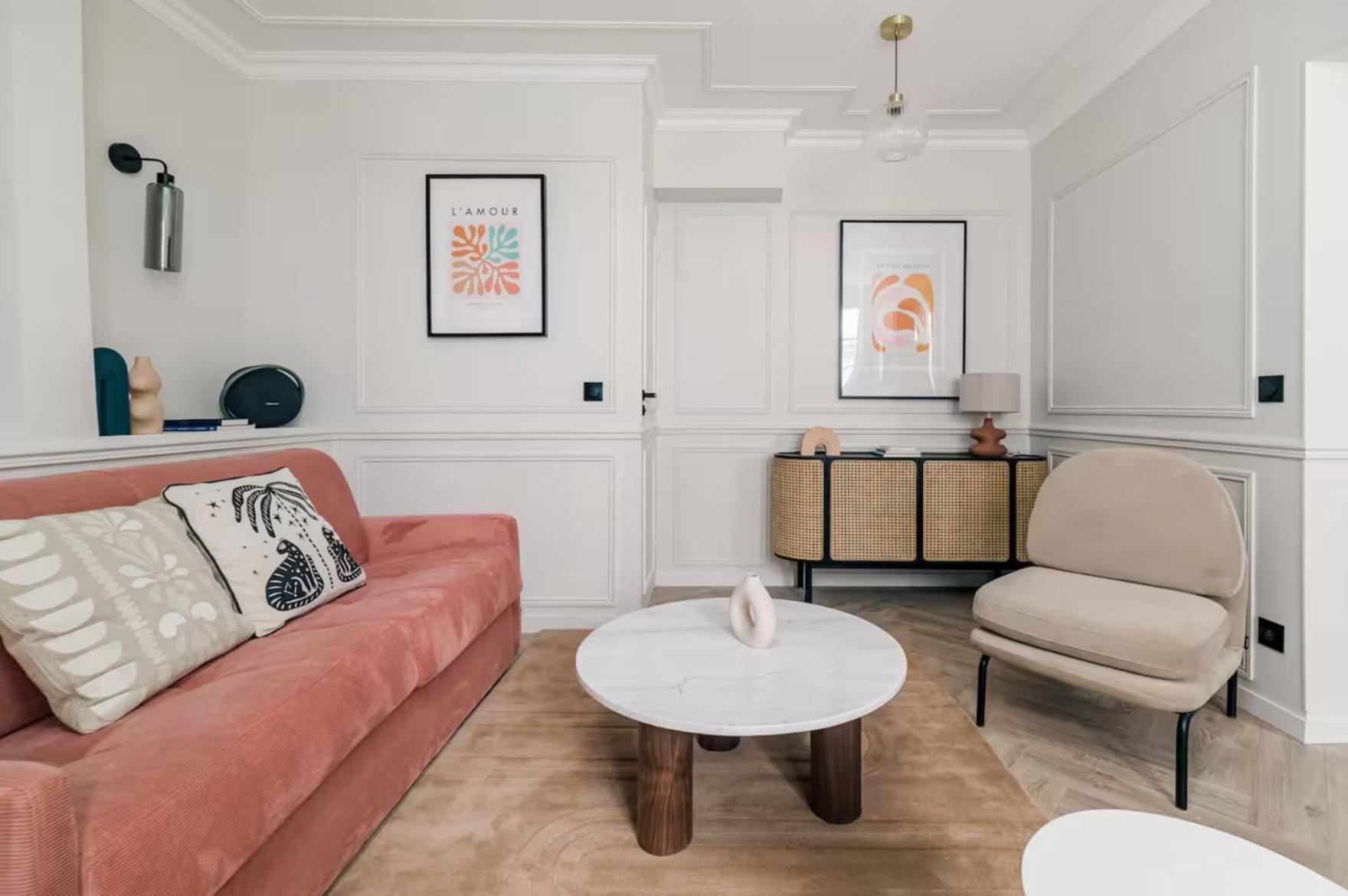 Poetic - Louvre Appartement